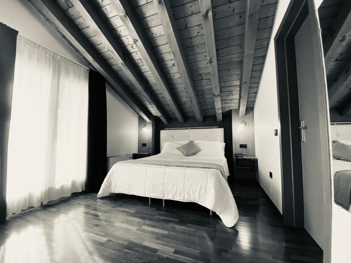 Sole Della Franciacorta - & Restaurant Hotel Capriolo